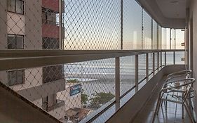 Apto Vista Mar a 10 minutos da Roda Gigante em Balneário Camboriú P572